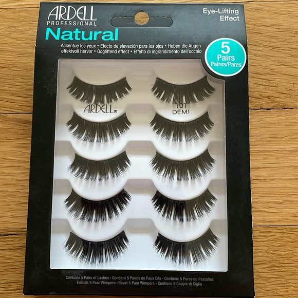 BNIP Ardell Natural Demi 101 (5 Pairs) - Picture 1 of 3